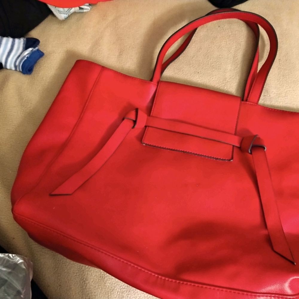 Large tote